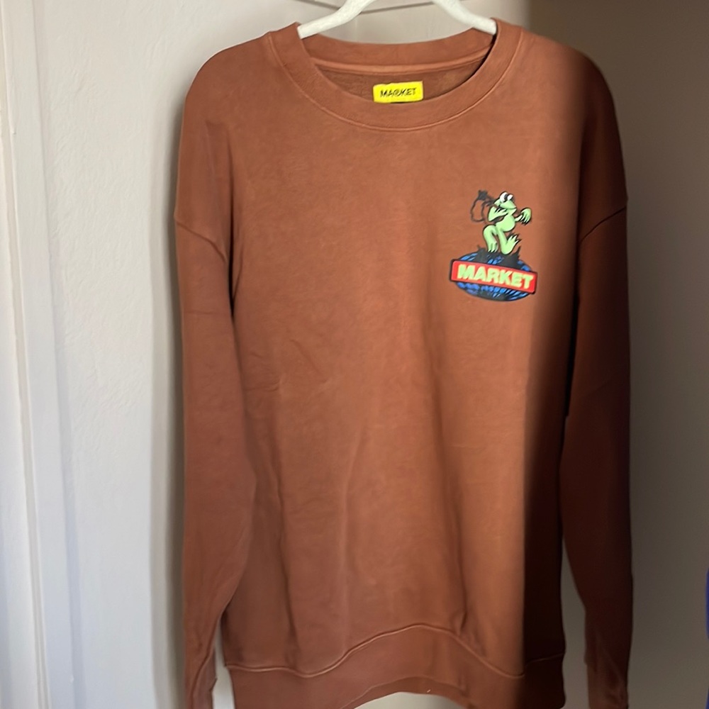 MARKET “ GONE CAMPING “ Washed crewneck sweatshirt